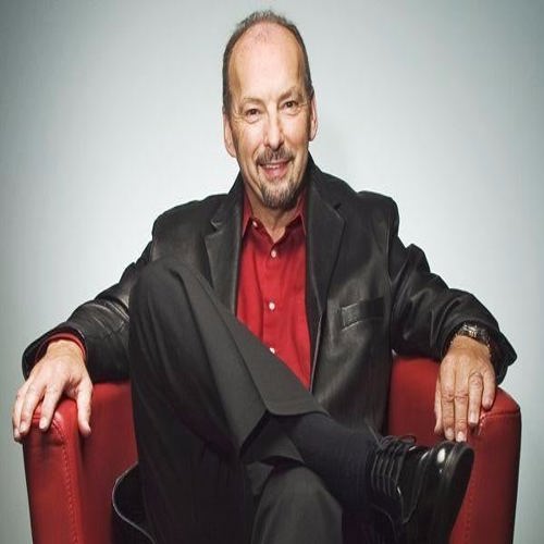 Peter Moore: 'I was brought in to start throwing punches' – Xbox 360 đối đầu PS3