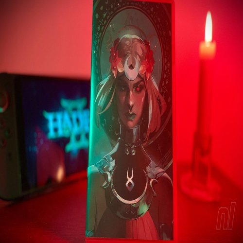 Gallery: Bìa đảo ngược ấn tượng của Hades 2 trên Switch 2