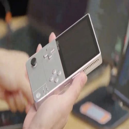 AYANEO ra mắt phiên bản kim loại của Pocket DMG