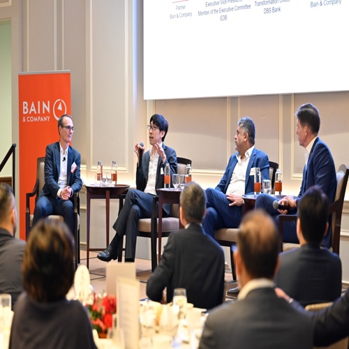 Bain công bố hướng dẫn AI cho CEO và khai trương trung tâm tại Singapore
