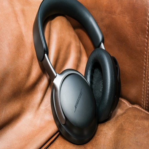 Bose và Sony giảm tới 200 USD trước Black Friday
