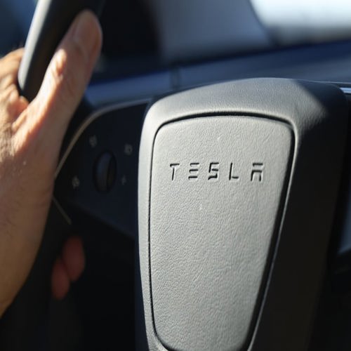 Cơ quan Hà Lan bác bỏ tuyên bố của Tesla về phê duyệt FSD