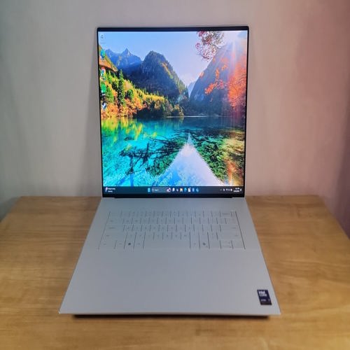 Đánh giá Dell 16 Premium: Sang trọng và mạnh mẽ, giá cao