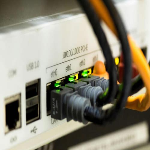 Internet sập lần thứ ba trong tháng, game trực tuyến cũng bị ảnh hưởng
