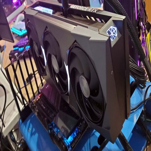 Tin đồn: Nvidia có thể ngừng đóng gói VRAM theo GPU