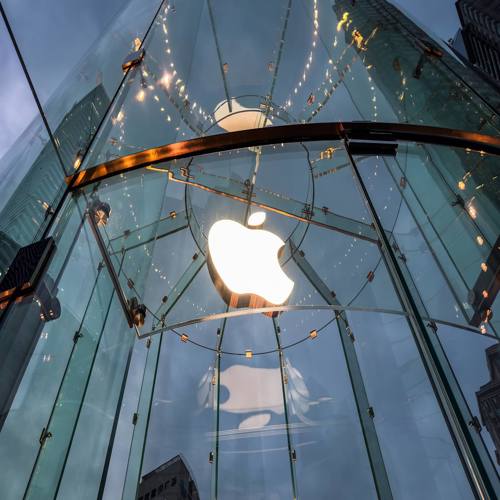 Apple tuyển cựu nhân viên Google làm Phó chủ tịch AI