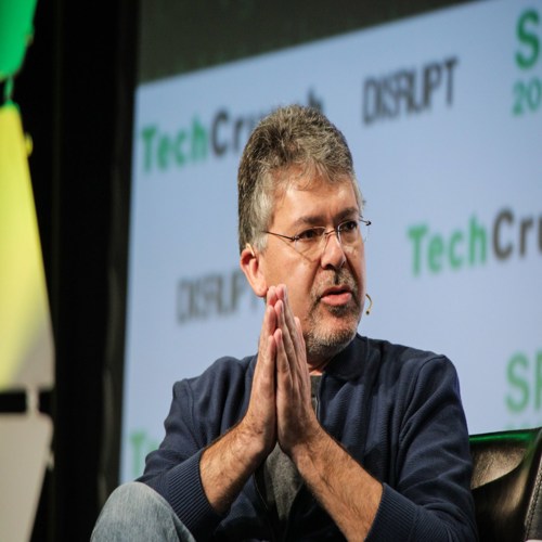 Apple bổ nhiệm lãnh đạo AI mới khi John Giannandrea rời đi