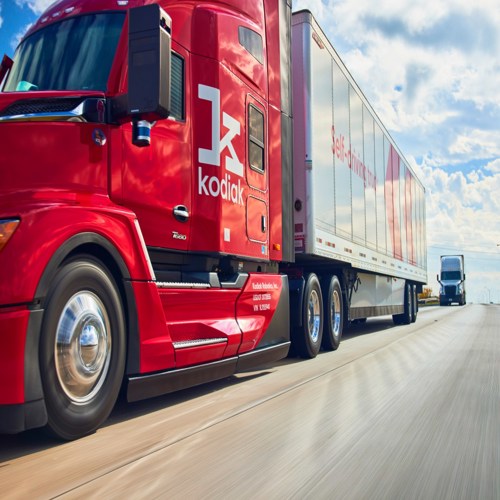 California có thể dỡ lệnh cấm xe tải tự lái trong thời gian tới