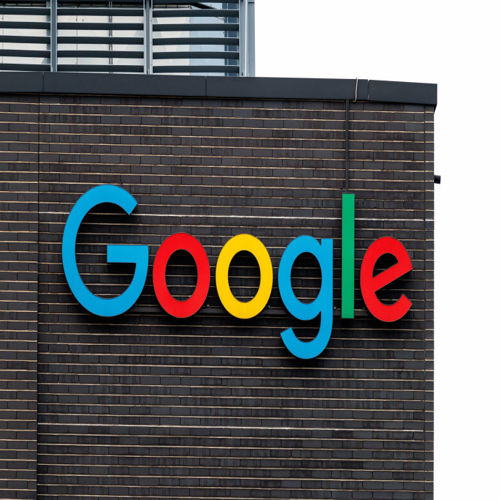 Google thử nghiệm tóm tắt bài viết bằng AI trên một số trang Google News