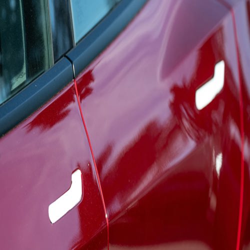 Trung Quốc dự thảo cấm tay nắm cửa ẩn kiểu Tesla