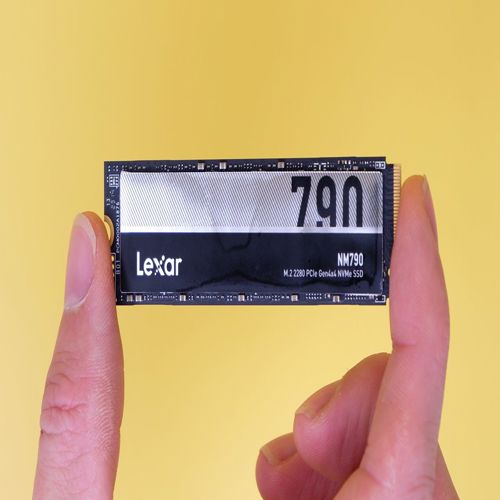 Khủng hoảng bộ nhớ đẩy giá SSD tăng mạnh: những tiên đoán đã đúng