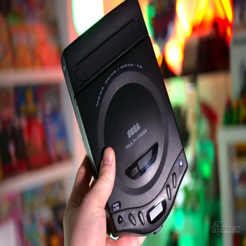 Modder Saturn Tạo Bản Kế Nhiệm Cho Một Trong Những Máy Console Hiếm Của Sega