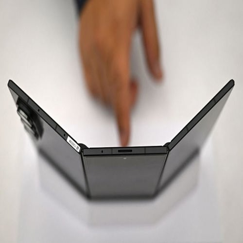 Samsung lỗ trên mỗi chiếc Galaxy Z Trifold