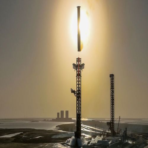 OSHA điều tra tai nạn cần cẩu mới tại Starbase của SpaceX