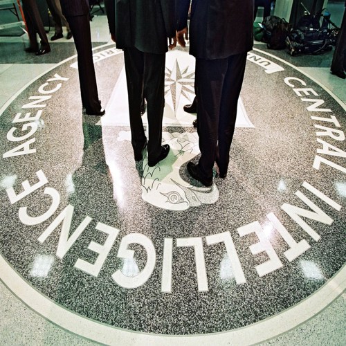 Thượng nghị sĩ cảnh báo mới về 'hoạt động của CIA' và giám sát bí mật